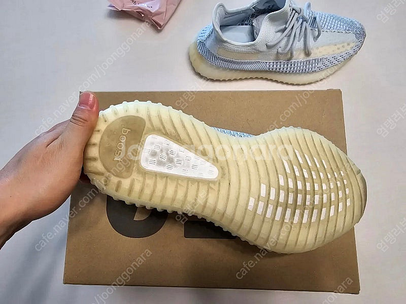 아디다스 이지부스트 클라우드화이트(FW3043) 사이즈 275mm--4