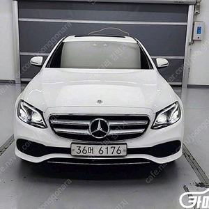 [벤츠]E-클래스 W213 E220d 4MATIC 아방가르드 ★중고차★중고차매입★전액할부★저신용자★신불자★소액할부★현금★카드 전부 가능합니다!