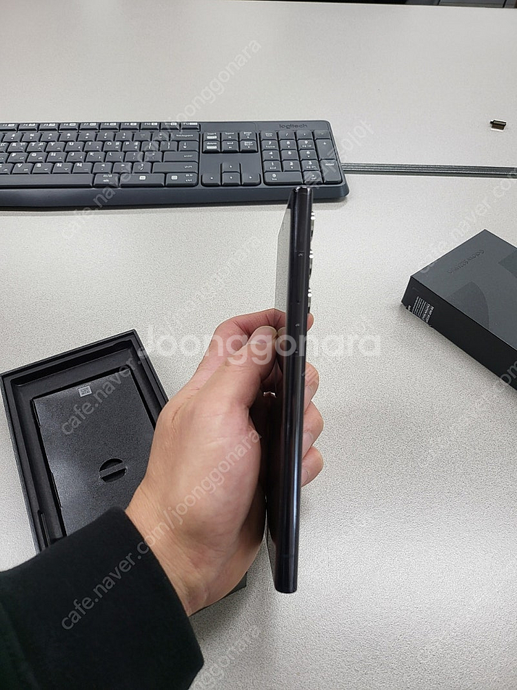 갤럭시 S22울트라 512GB A+급 팝니다 가격다운--3