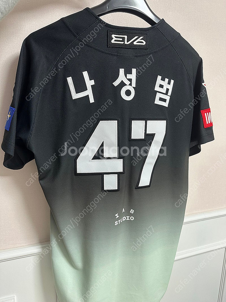 기아타이거즈24 어센틱 디플러스 나성범 유니폼(L)--1
