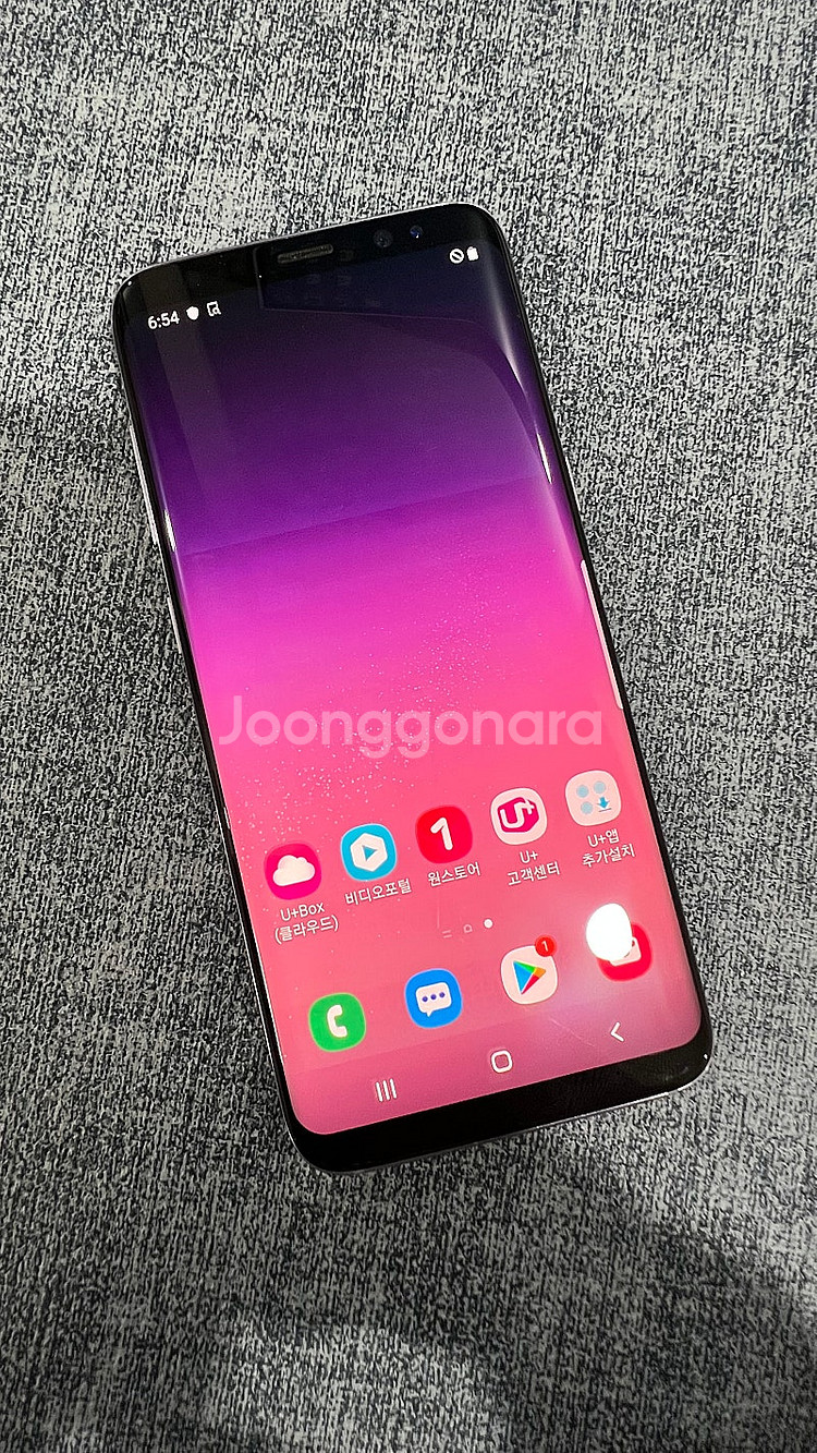 갤럭시 S8 네이비색상 64기가 파손없는 깨끗한 핸드폰...--2
