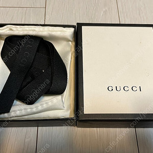 [GUCCI]구찌 박스(파우치&리본 포함) 판매합니다