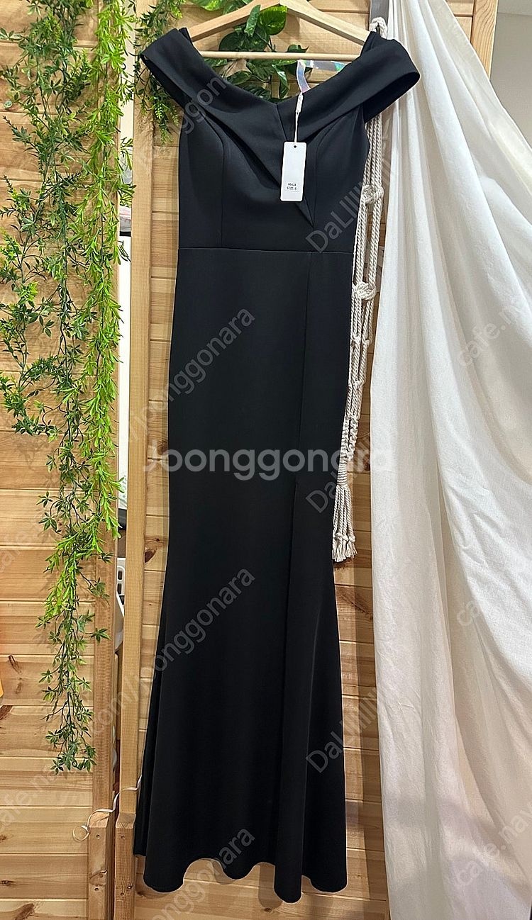 [새상품]블랙 슬림 드레스 / 셀프웨딩드레스--1