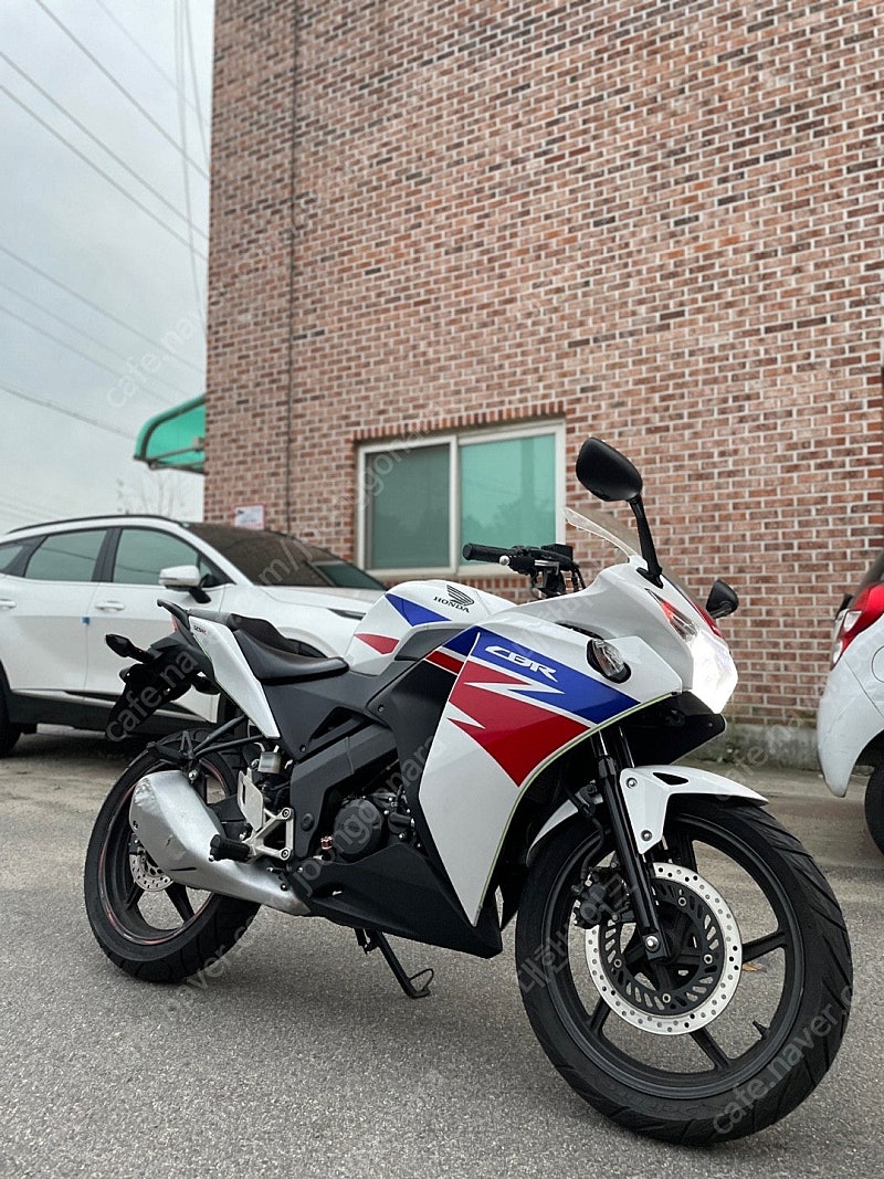 [점검완료]혼다 CBR125R 16년식 2만KM 건담컬...--0