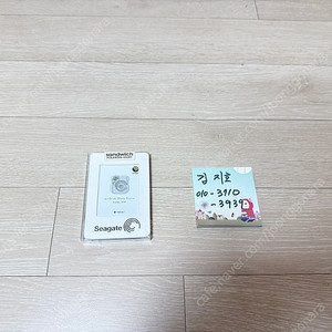 폴라로이드 사진 액자 팝니다. 67*99mm 규격입니다.