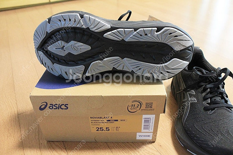 아식스 노바블라스트4 255 wide 새제품--2