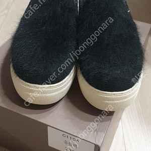 꺌랑 슬립온 블랙 앙고라 235
