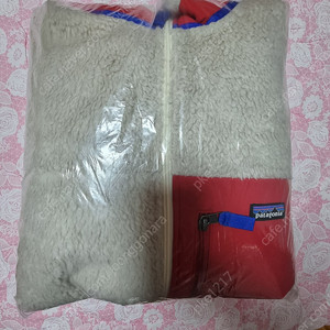 새상품(XL) 파타고니아 클래식 레트로X 자켓 내추럴 투어링 레드