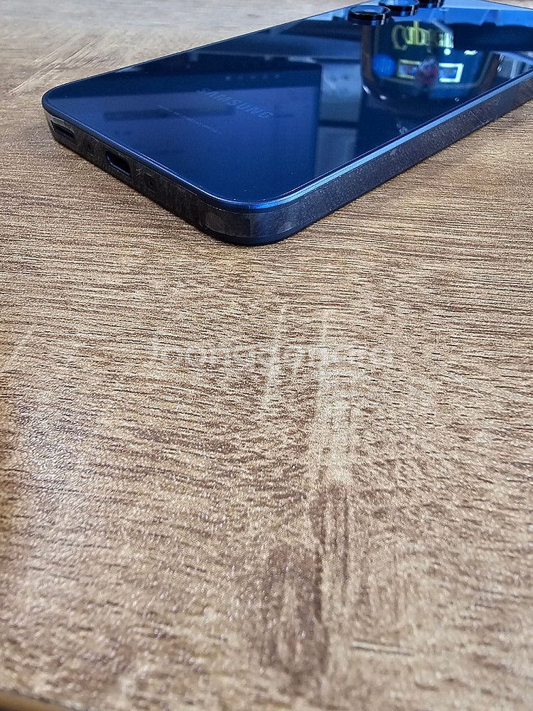 (새상품급) 갤럭시 A35 128G 블랙 24년 10월...--7