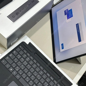 마이크로소프트 서피스 프로9 (16G/256GB)+키보드 +서피스독2 일괄 포함