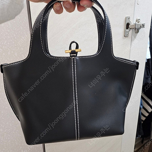 아뜰리에 그 루멘 파니에쁘띠
