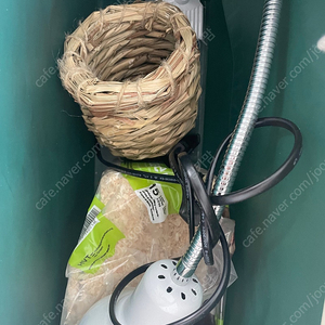 할로겐 조명, 지푸라기 둥지입니다