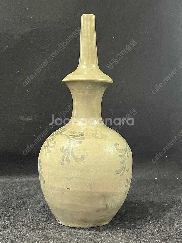 고려 청자 철채 초화문 정병--5