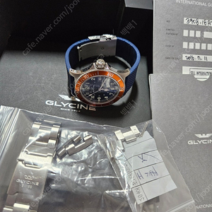 글라이신 글리신 42mm 컴뱃 서브 오토매틱 다이버워치