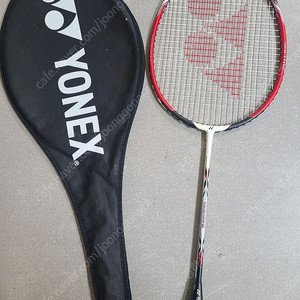 요넥스 Yonex tri-voltage voltric 2 배드민턴라켓