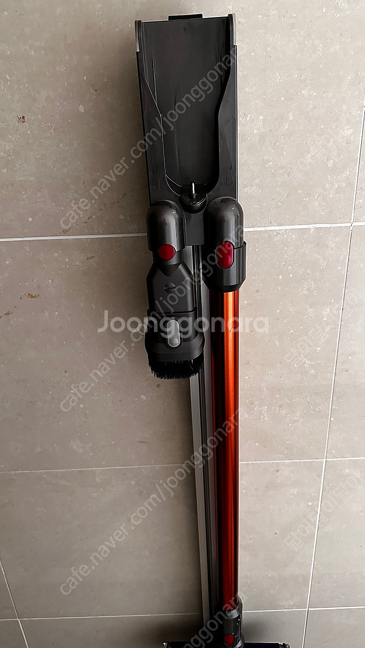 다이슨 V10--1