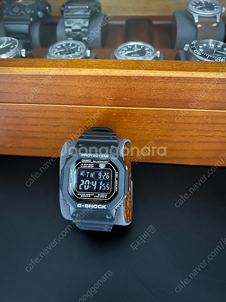 G5600RB(블랙스팟) 베젤 정상인 제품 팝니다.--0