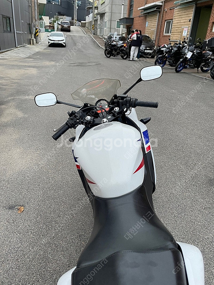 [점검완료]혼다 CBR125R 16년식 2만KM 건담컬...--8