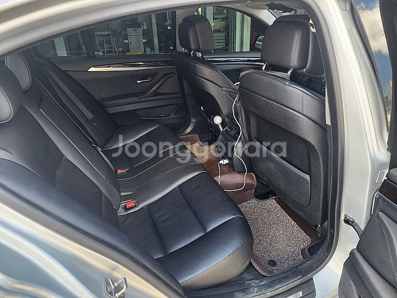 Bmw528i x드라이브--9