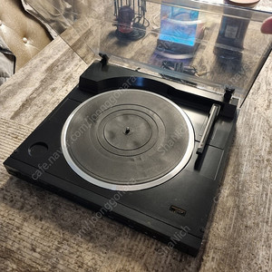 대우 턴테이블 8만원에 팝니다. (트랙오토무브기능 있으며, 인천 직거래 가능합니다)