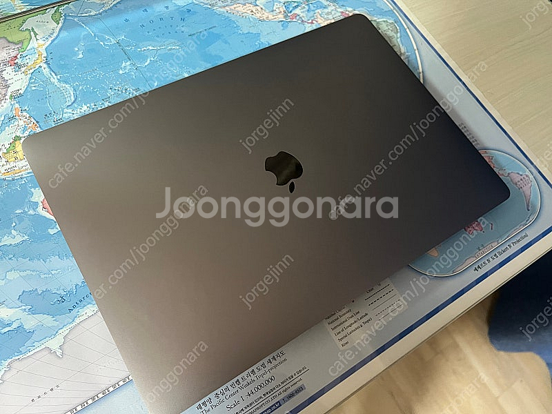 맥북프로 2019 16인치 i9 16gb 1tb--1