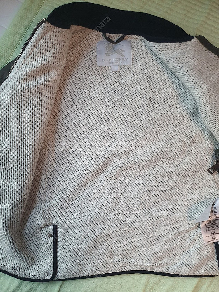 버버리키즈 누빔 자켓 10y--1