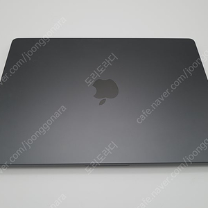 MacBook Pro 14 M3 Pro칩 18GB메모리 512SSD 판매합니다