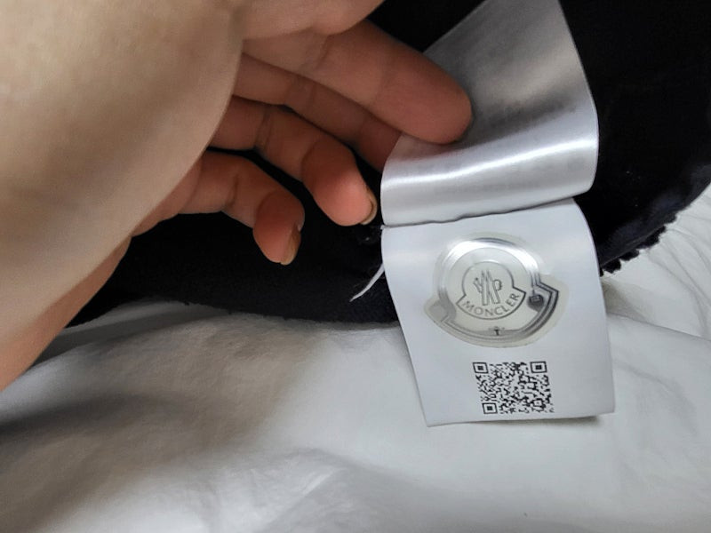 몽클레어 후리스 집업--4