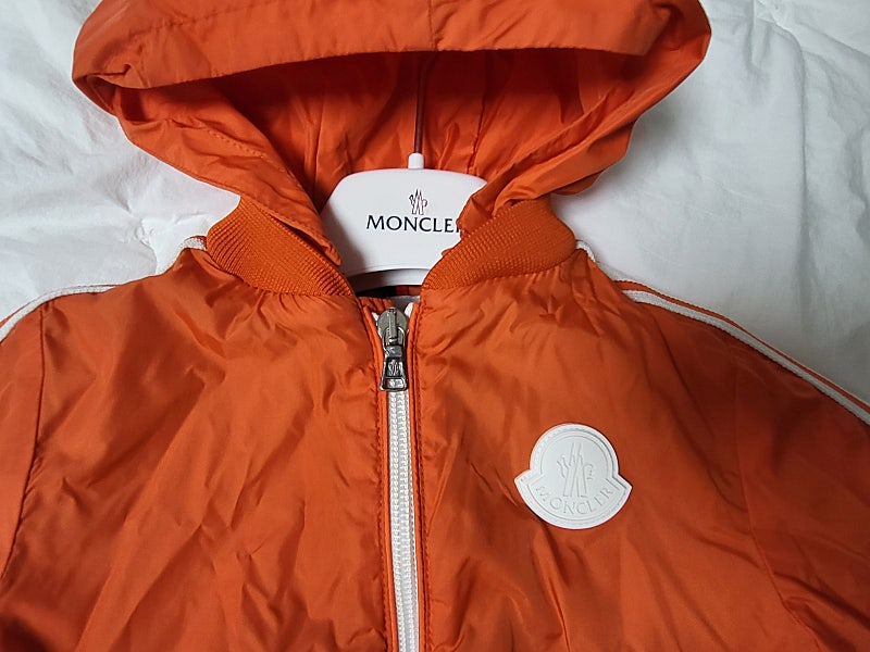 몽클레어 바람막이 2A 버버리 아--1