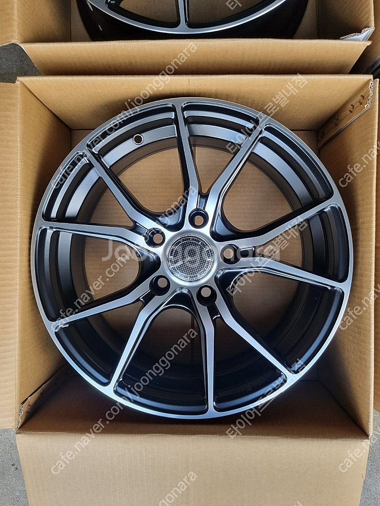 벨센 M103 16인치 신품휠 1대분 팝니다--1