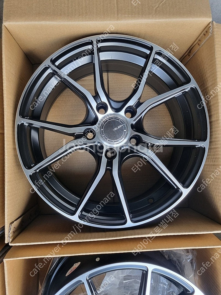 벨센 M103 16인치 신품휠 1대분 팝니다--3