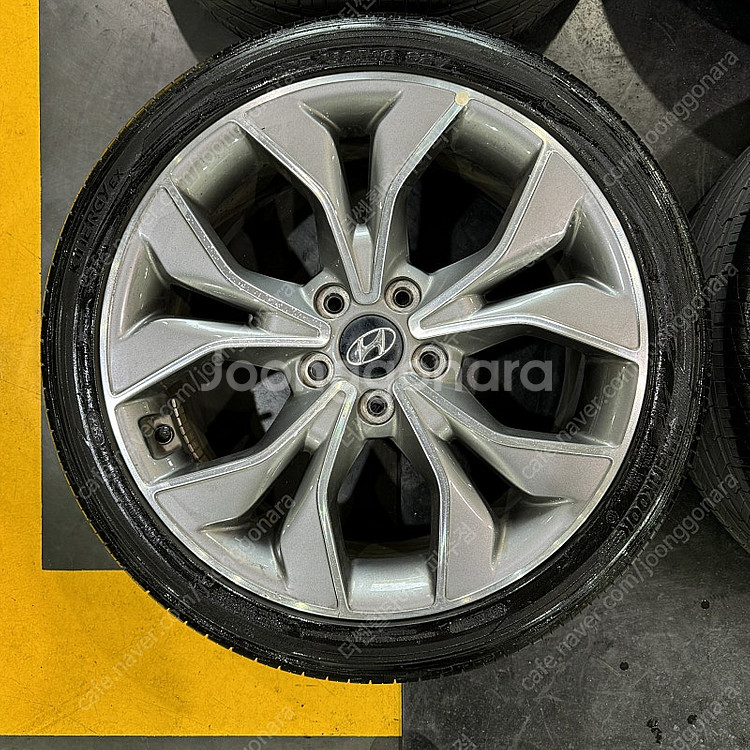 i30 18인치 중고 휠타이어 한대분 순정 휠 225 ...--1