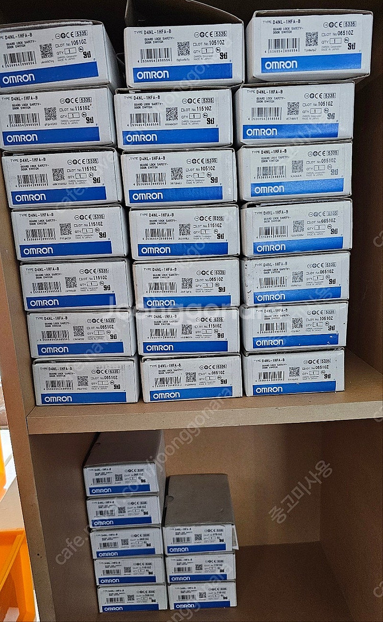 Omron, Guard Lock Safety-door ...--2