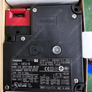 Omron, Guard Lock Safety-door Switch D4SL, D4NL 미사용품 판매