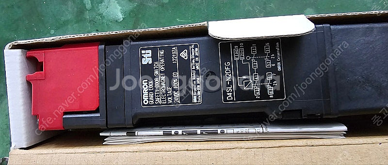 Omron, Guard Lock Safety-door ...--3