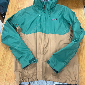 파타고니아 토렌쉘 자켓 patagonia torrentshell 3l jacket 팔아요 (M사이즈)