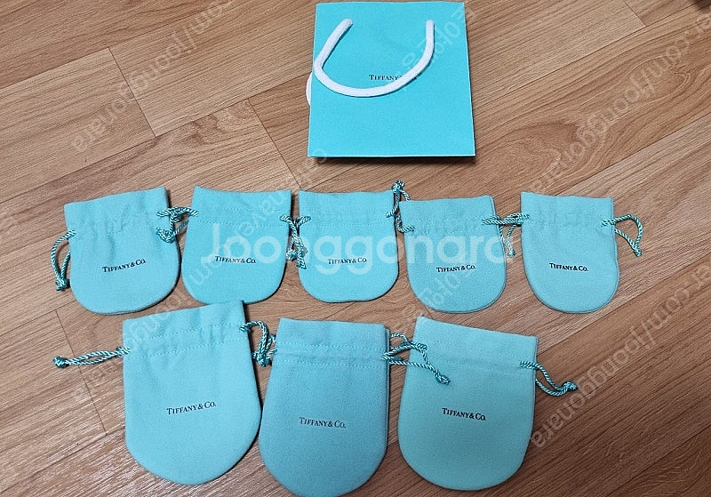 티파니 복조리 파우치 8개(쇼핑백포함)_택포2만--0