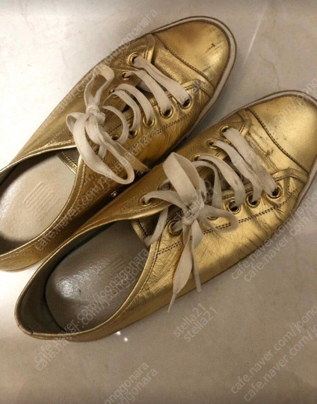 미미씨엘 보카바카 vocavaca 한섬 마쥬 타임 산드로 아크네스튜디오 구호 이미지