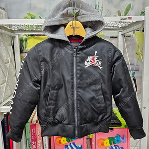 나이키 키즈 점프맨 조던 클래식 에어 봄버자켓 항공점퍼(3~4세)MF95