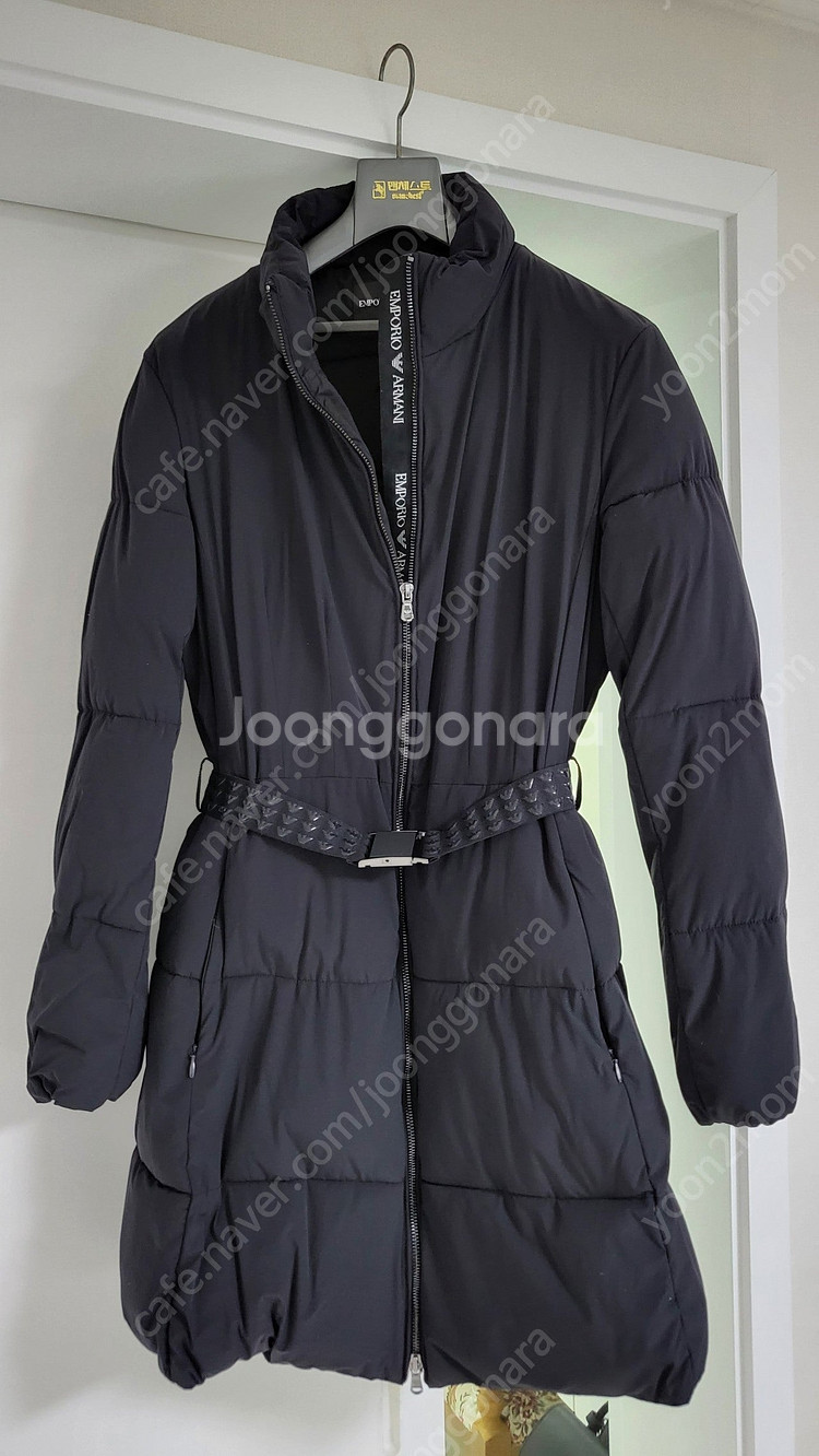 엠포리오 아르마니 벨트 패딩 55--1