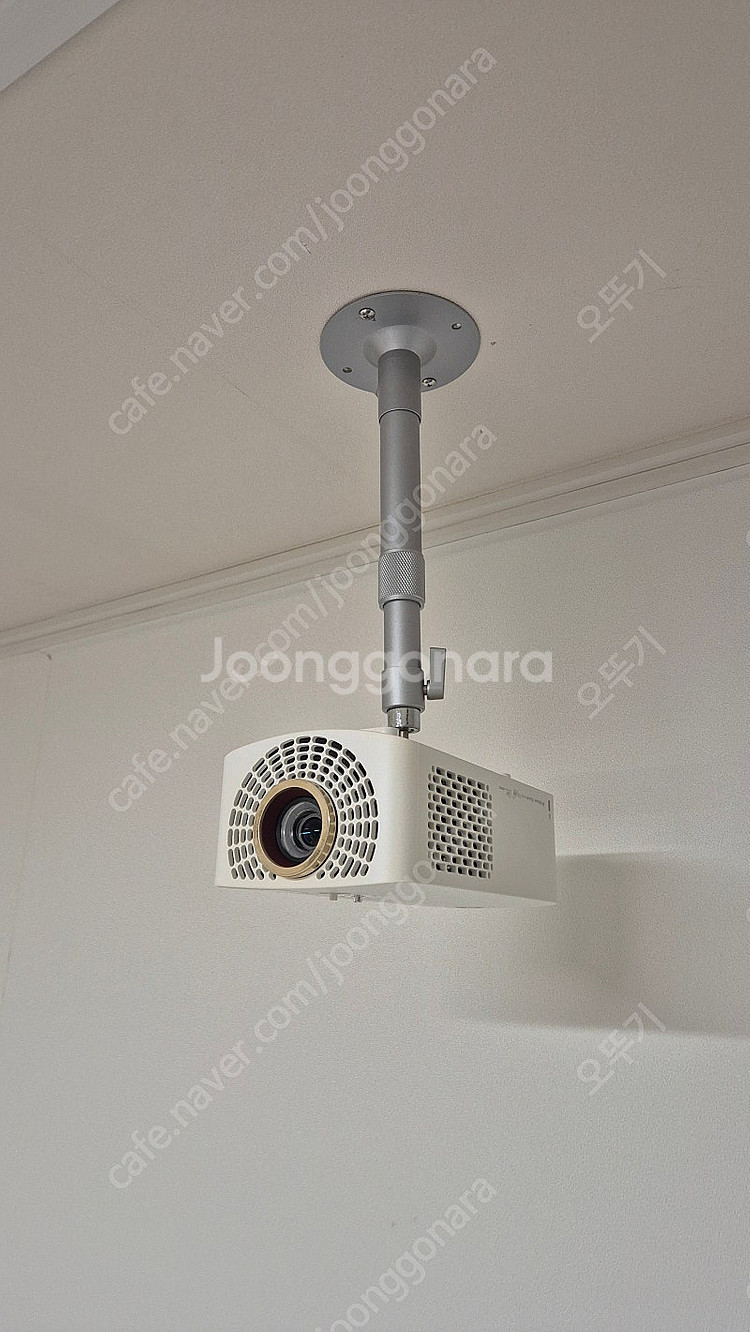 LG 시네빔 HF-60LA(120인치 스크린+케이블)--7