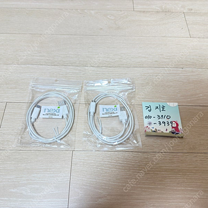 NEXI 넥시 마이크로 5핀 USB LED 케이블 팝니다.