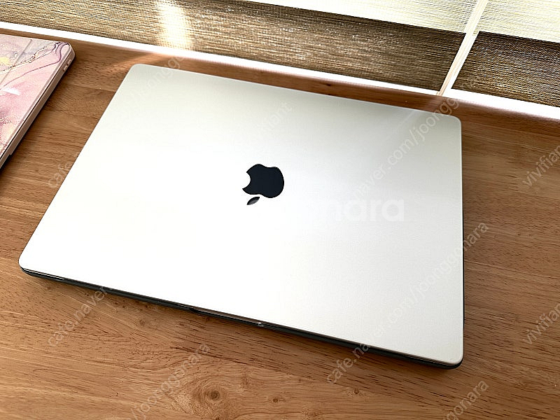 맥북 M3 16인치 1tb, 36기가 고사양 s급 노트...--2