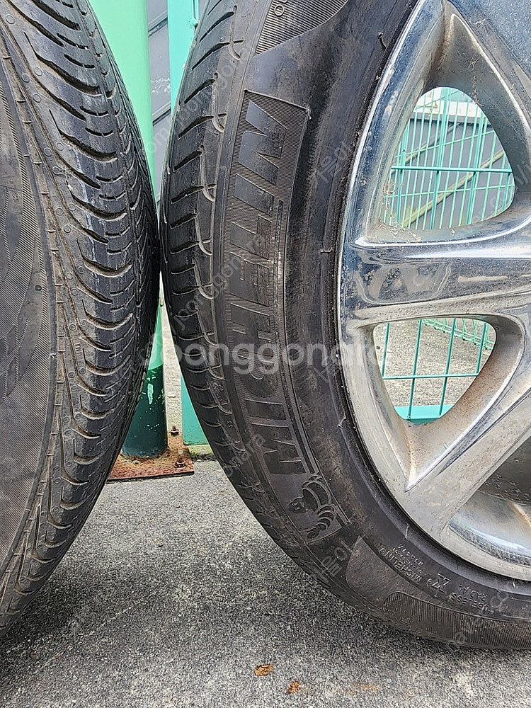 에쿠스 휠.타이어 5만원 2셋 245 .45.19--9