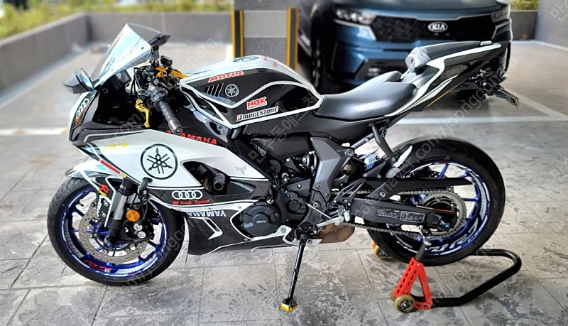 22년식 야마하 R7 신차급 팝니다[폐지완료]--4