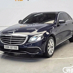 [벤츠]E-클래스 W213 E300 4MATIC 익스클루시브 (5인승) 중고차 판매합니다