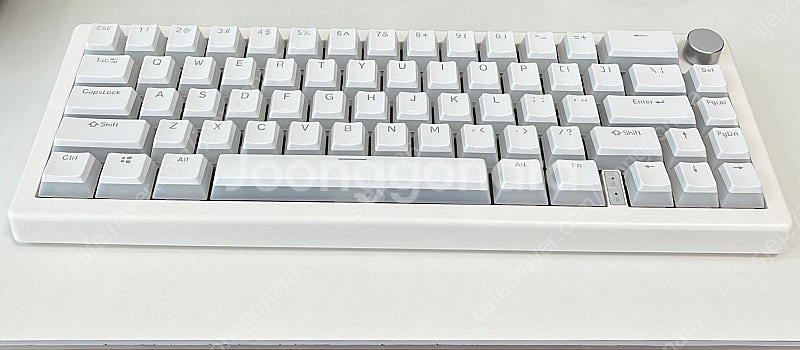 gmk67 베어본 커스텀 기계식 키보드--0