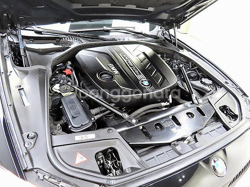 BMW 5시리즈 (F10) 520d M 스포츠 저렴하게...--5