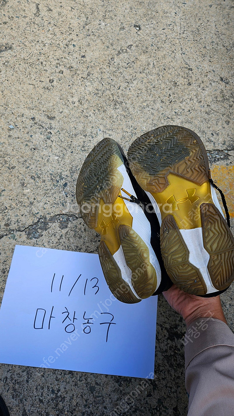 커리 농구화--1