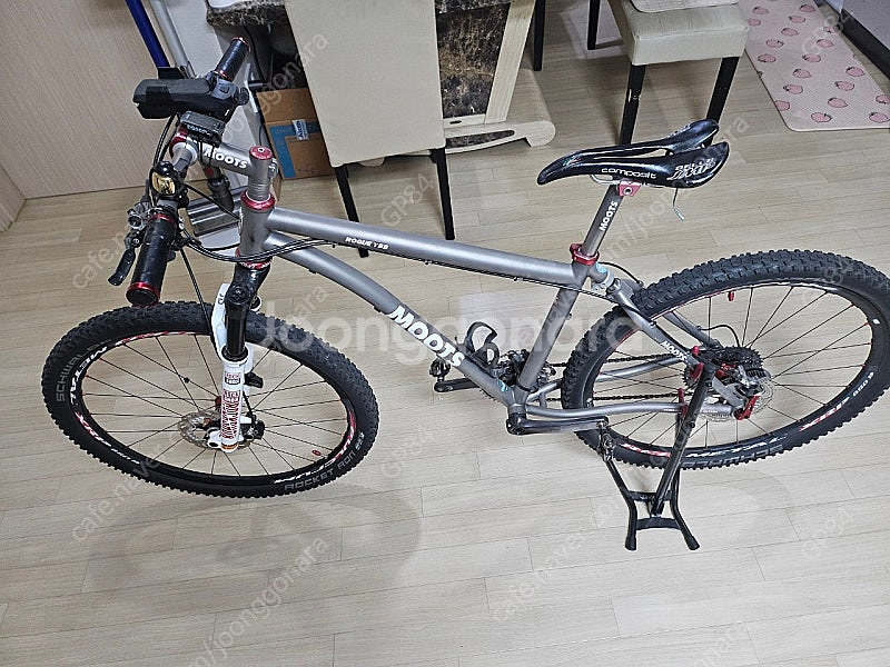 moots (무츠) YBB 티타늄 자전거 판매합니다.--1